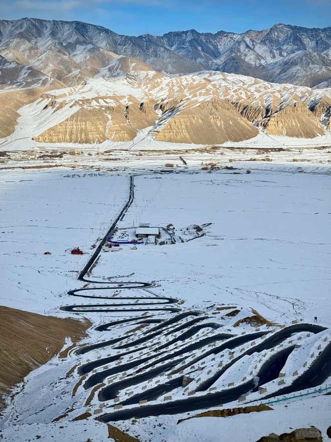 行社实测：问疆行999分登顶避坑指南全解析pg电子模拟器免费版2026喀什十大优质旅(图3)